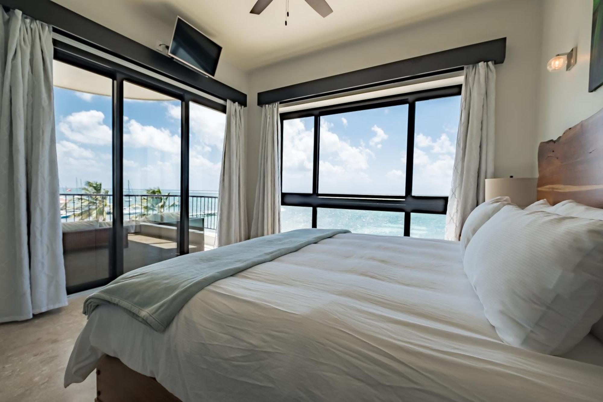Diamante Beachfront Suites 산페드로 외부 사진