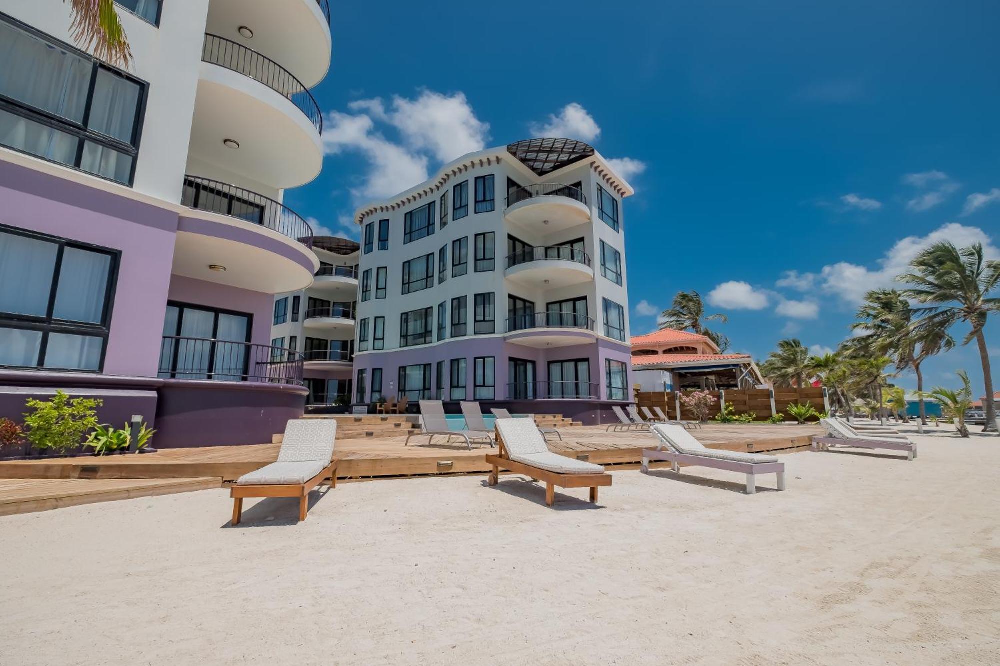 Diamante Beachfront Suites 산페드로 외부 사진