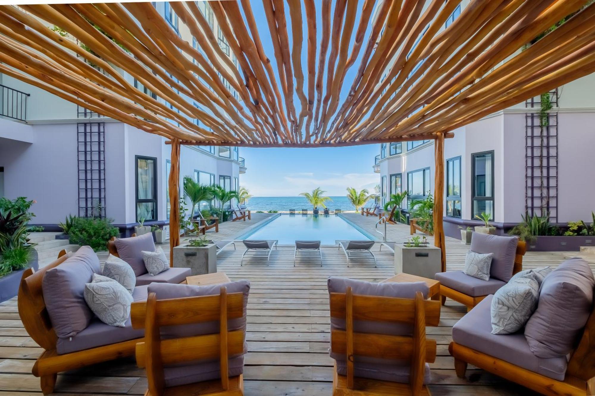 Diamante Beachfront Suites 산페드로 외부 사진
