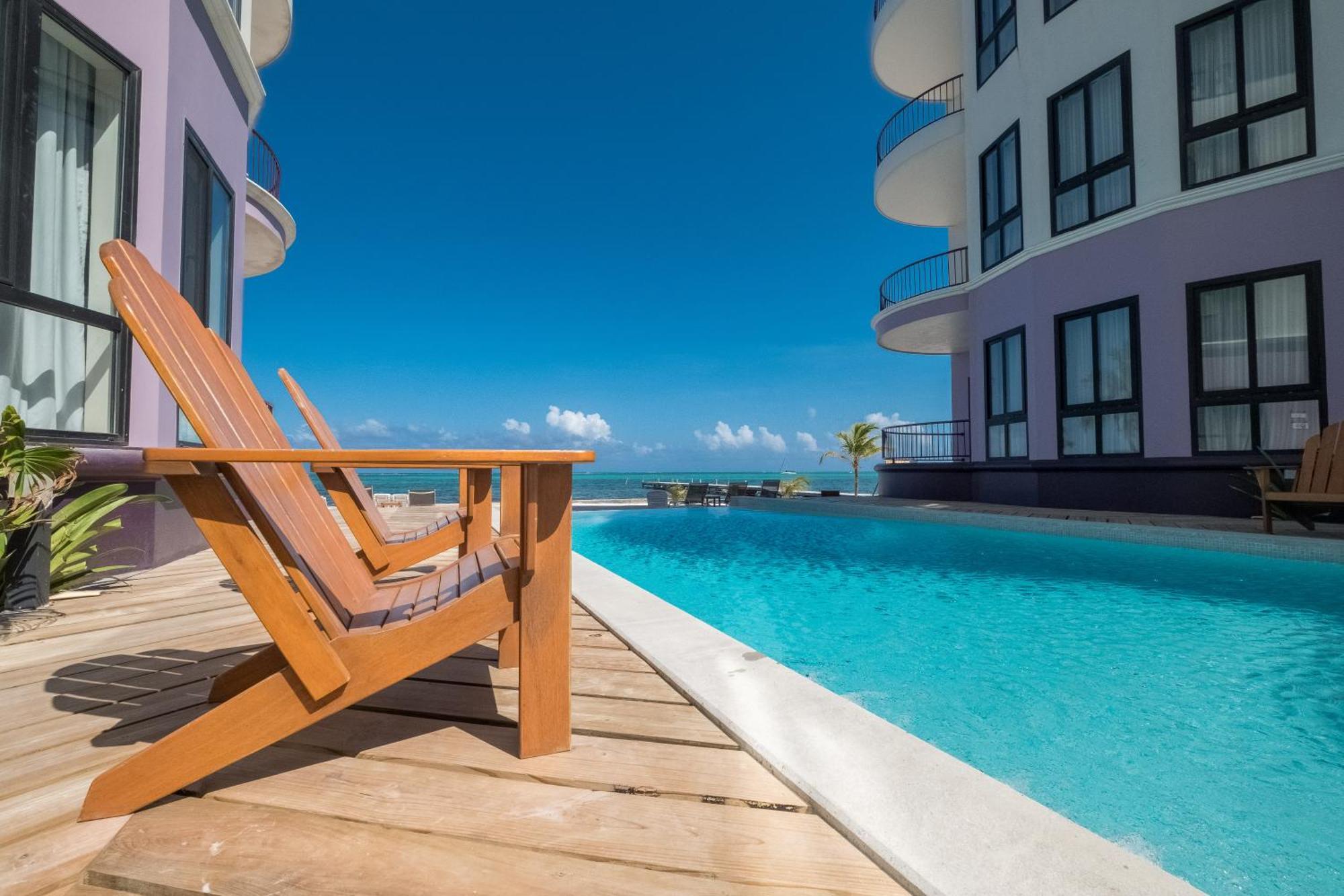 Diamante Beachfront Suites 산페드로 외부 사진