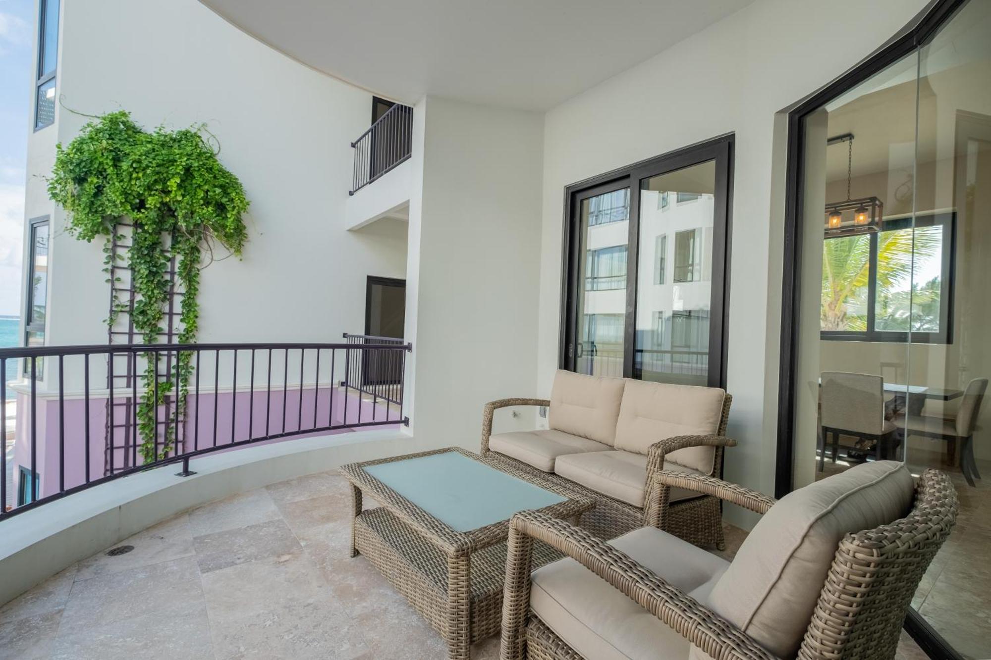 Diamante Beachfront Suites 산페드로 외부 사진
